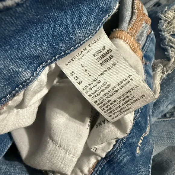 American Eagle Outfitters Ripped Light Blue Skinny Jeans - Picture 8 of 8
